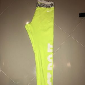 Long Nike neon tights